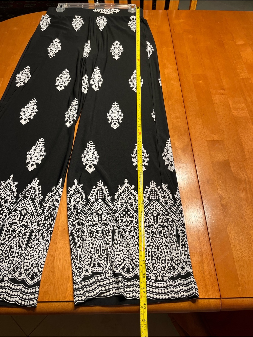 Roz & Ali Black Wide Leg Pants with White Medallion and Border Print - Picture 4 of 9